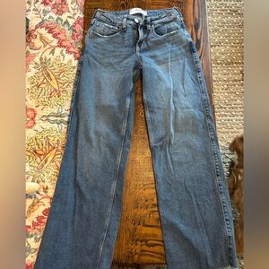 Hollister women’s jeans